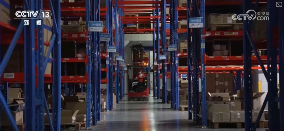 以确定性政策托举信心 让百姓“有钱花、敢花钱”