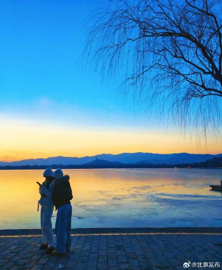 颐和园的“蓝调时刻”,仅限20分钟 颐和园的“蓝调时刻”,仅限20分钟