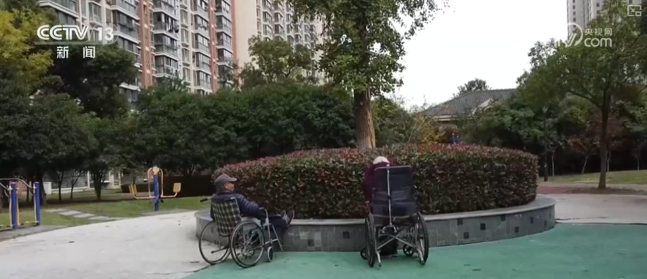 数字“温度”赋能美好生活 智慧化精准服务百姓生活方方面面 数字“温度”赋能美好生活 智慧化精准服务百姓生活方方面面