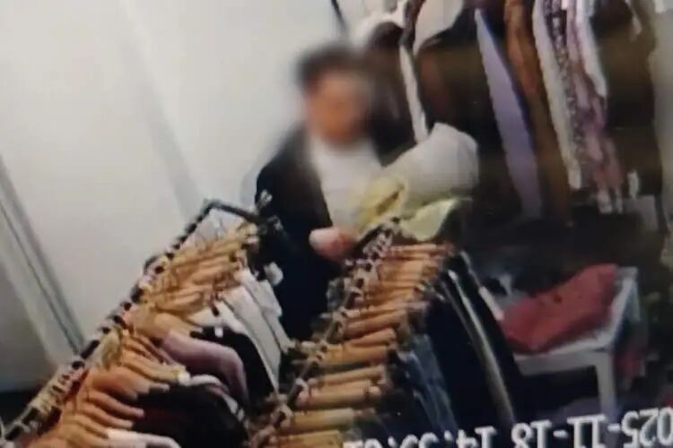 醉酒男子偷走多件女装，上海警方：吴某被刑事拘留！