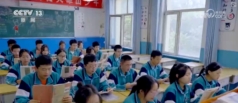 以确定性政策托举信心 让百姓“有钱花、敢花钱”