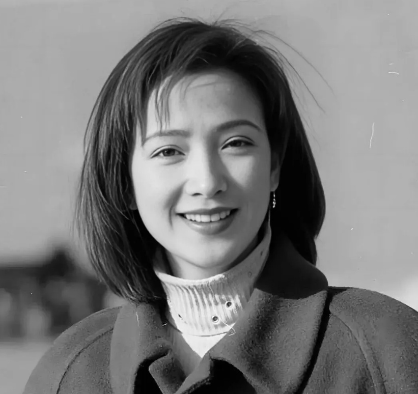 “何晴告别仪式”不公开对外吊唁，仅直系亲属与生前至交参加，亦不设公众送别环节