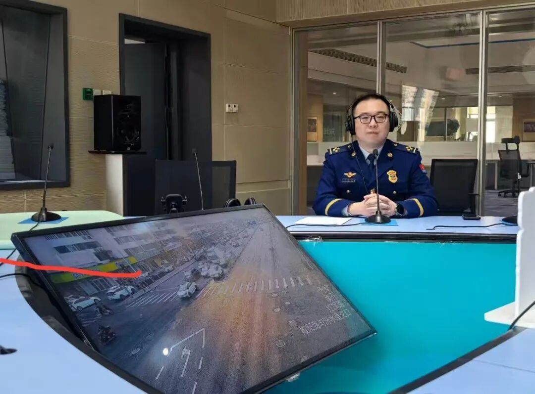 高层起火,如何逃生? 高层起火,如何逃生?