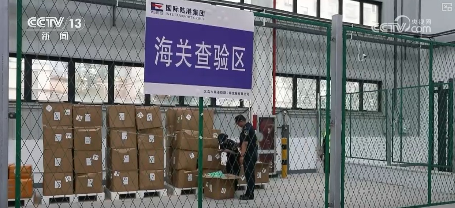 以确定性政策托举信心 让百姓“有钱花、敢花钱”