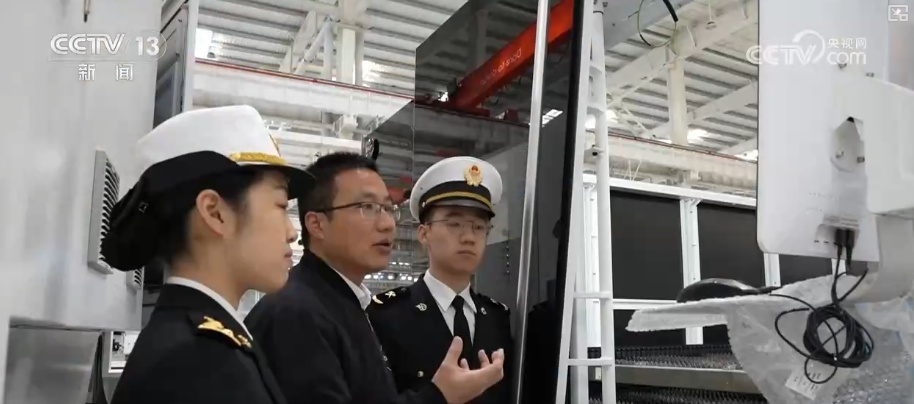 以确定性政策托举信心 让百姓“有钱花、敢花钱”