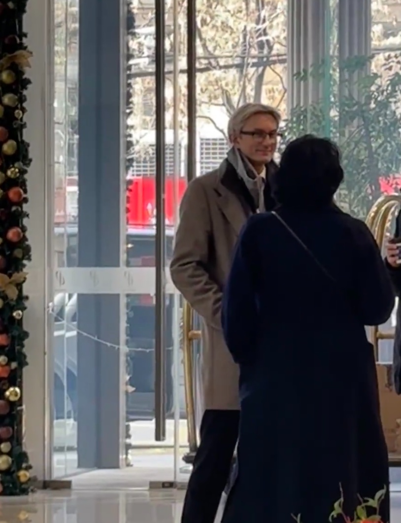 太帅了!他现身上海!曾火爆全网,网友:简直逆天了! 太帅了!他现身上海!曾火爆全网,网友:简直逆天了!