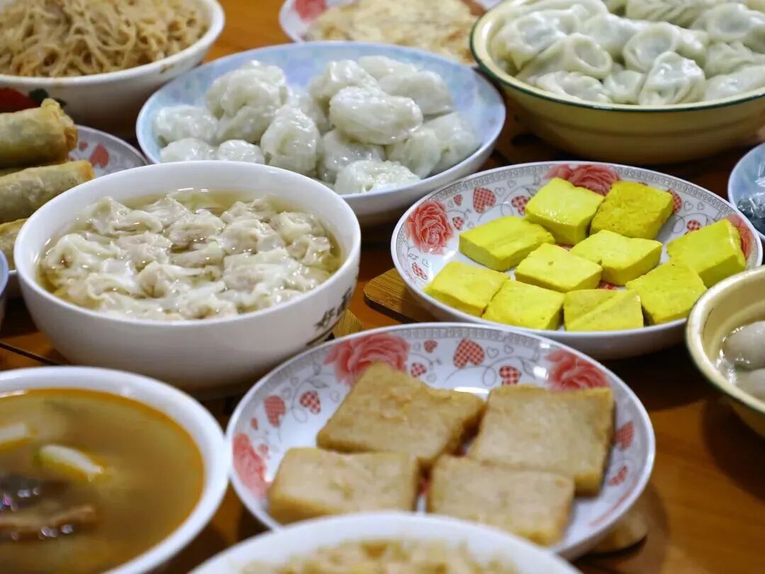 高铁站安检仪扫到“神秘鸭鸭”！猜猜是哪里？