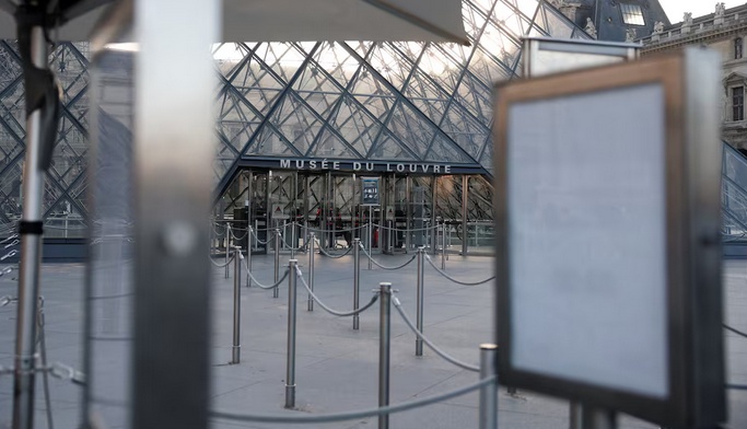 外媒:因员工罢工,法国卢浮宫宣布今日闭馆 外媒:因员工罢工,法国卢浮宫宣布今日闭馆