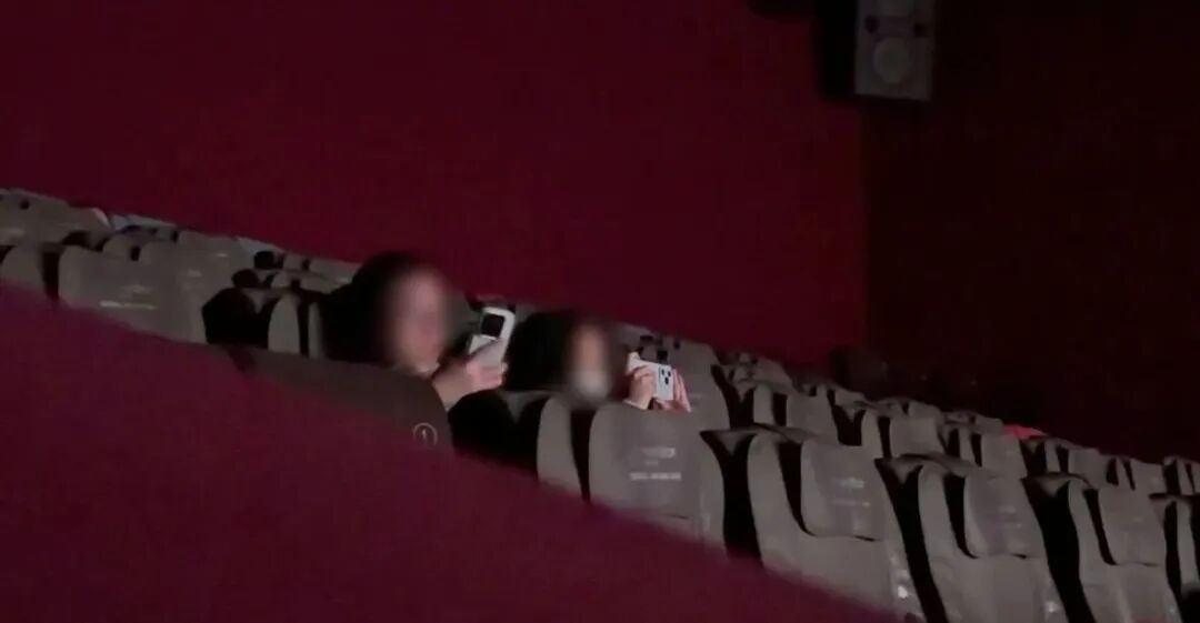 《疯狂动物城2》热映,网上1元可看?律师:屏摄存在法律风险 《疯狂动物城2》热映,网上1元可看?律师:屏摄存在法律风险