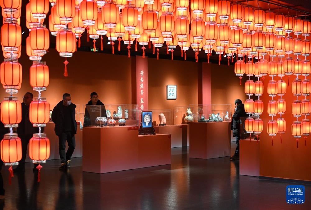 景泰蓝传承与创新艺术展在国家大剧院开幕