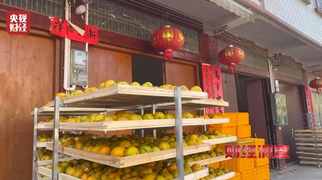 售价千元!成本仅70元?你爱喝的它可能是假的→ 售价千元!成本仅70元?你爱喝的它可能是假的→