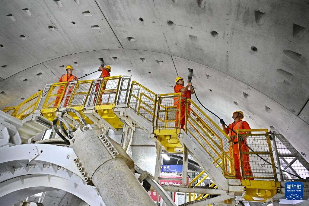青岛胶州湾第二隧道盾构掘进突破3000米 青岛胶州湾第二隧道盾构掘进突破3000米