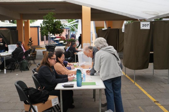 智利举行总统选举第二轮投票