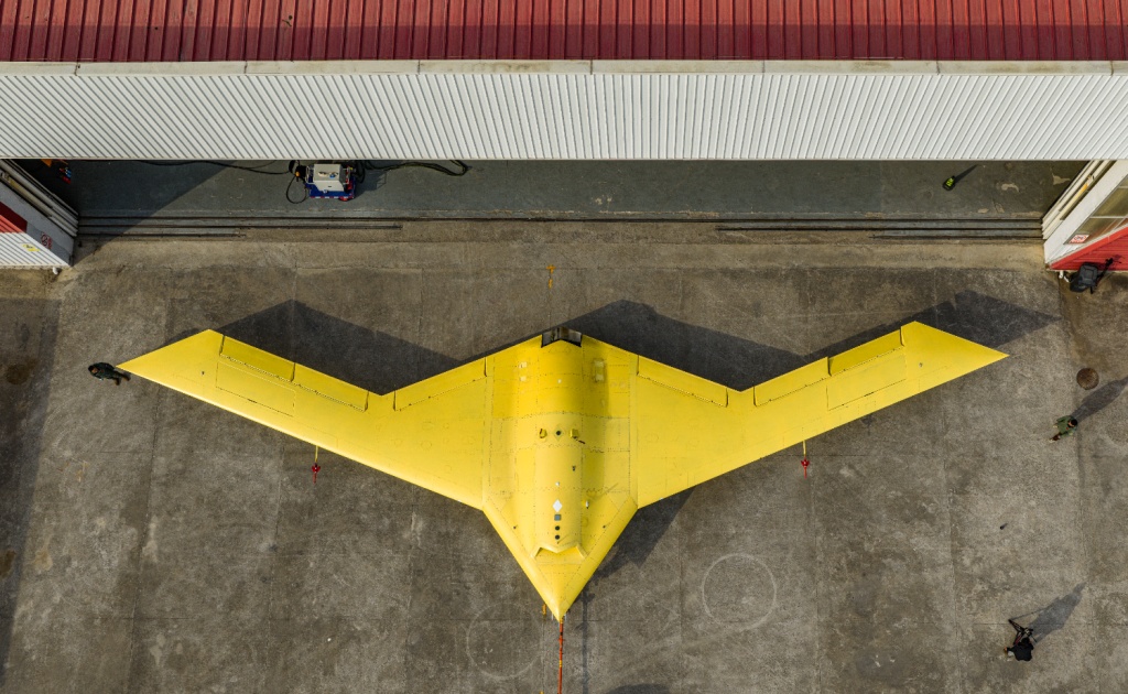 彩虹-7,首飞成功 彩虹-7,首飞成功