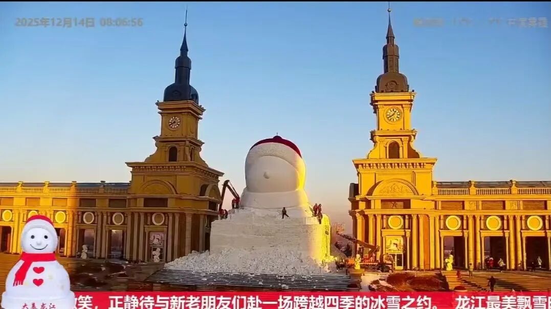 “网红大雪人”带着标志性微笑回来啦！