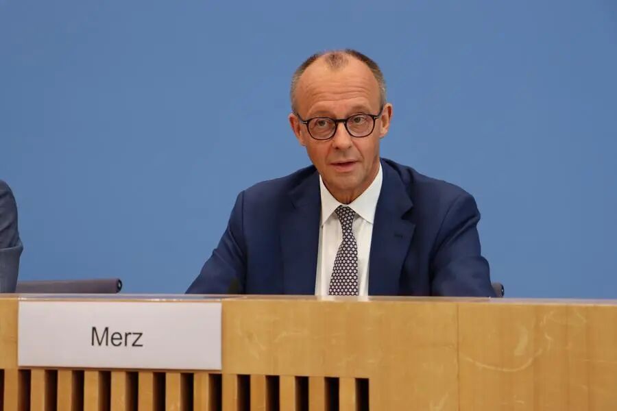 德国总理:美欧关系不复从前 德国总理:美欧关系不复从前