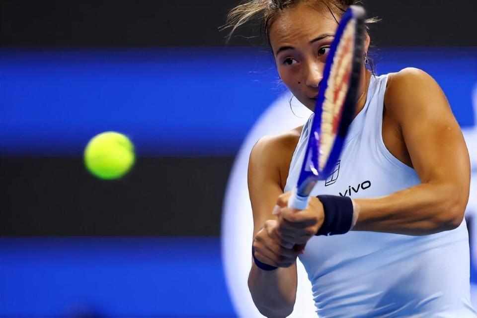 郑钦文连续第二年当选WTA最受球迷欢迎单打球员 郑钦文连续第二年当选WTA最受球迷欢迎单打球员