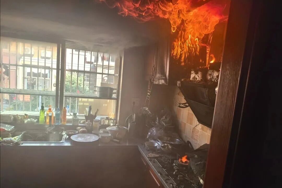 领个免费鸡蛋的工夫,家中起火损失近万元! 领个免费鸡蛋的工夫,家中起火损失近万元!
