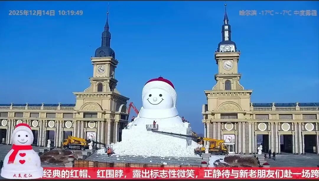 “网红大雪人”带着标志性微笑回来啦！