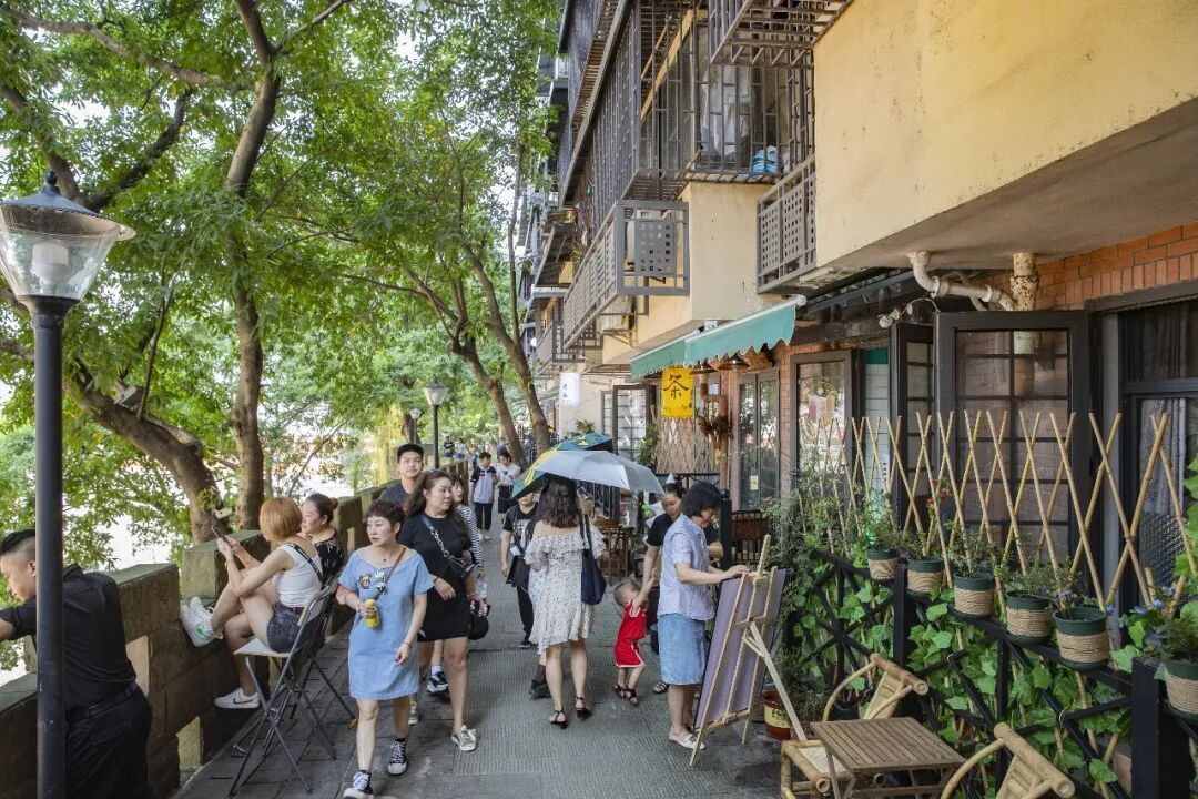 从破旧小巷到亿元街区,戴家巷的日子越来越巴适 从破旧小巷到亿元街区,戴家巷的日子越来越巴适