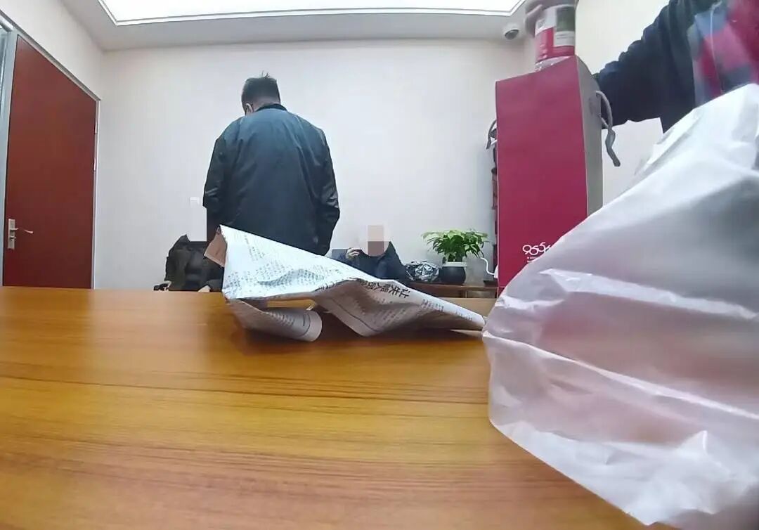 网恋“军官”带你投资部队内部高收益项目？四川资阳警方披露→