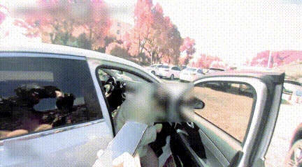 妈妈取30万“彩礼”给儿子订婚，儿子一脸迷茫：我不知道我要结婚了