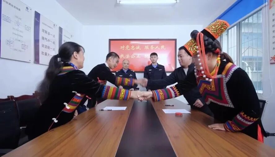 41年坚守,他是群众口中的“瓦山老所长”! 41年坚守,他是群众口中的“瓦山老所长”!