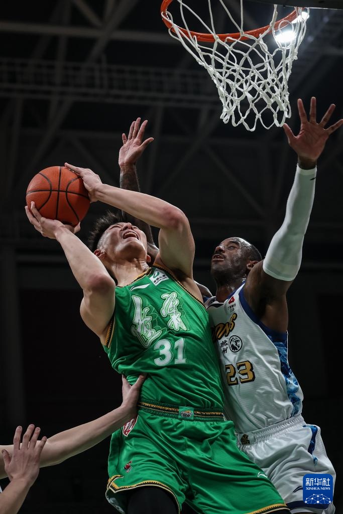 CBA：辽宁本钢胜浙江方兴渡