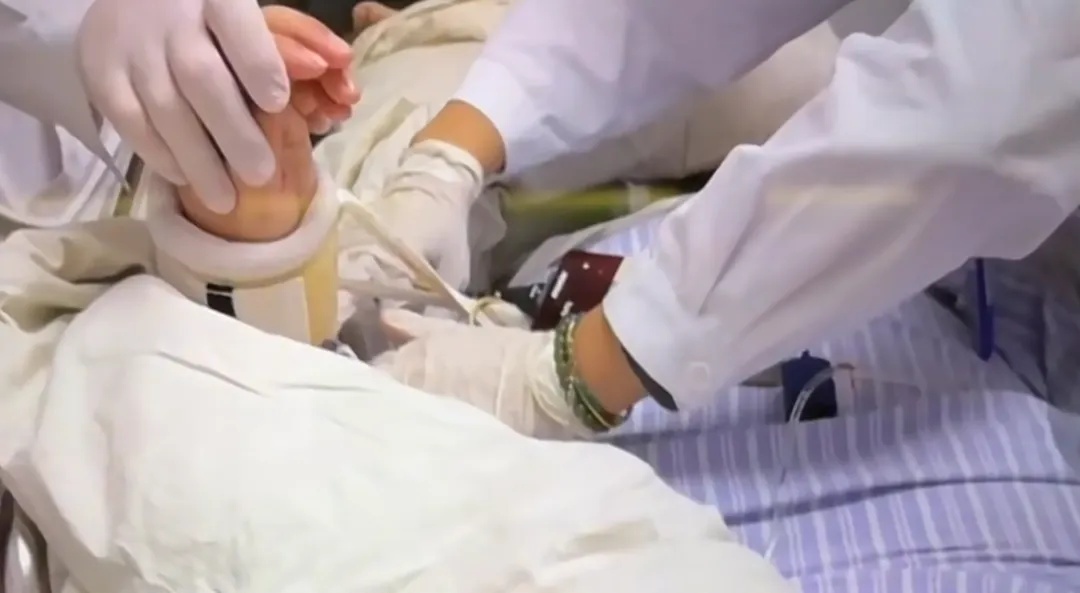 病情突然恶化！46岁上海独身女子昏迷两月后不幸离世......更让人揪心的是