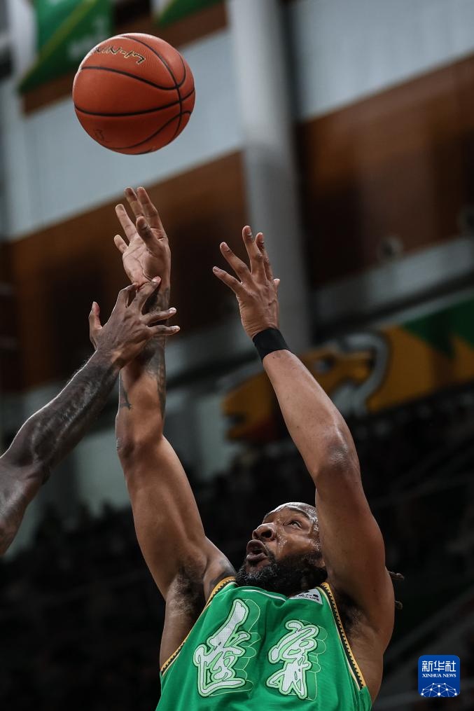 CBA：辽宁本钢胜浙江方兴渡