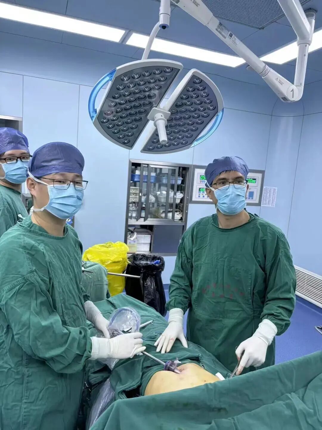 一阵胸痛!镇江一高中生被紧急送医! 一阵胸痛!镇江一高中生被紧急送医!