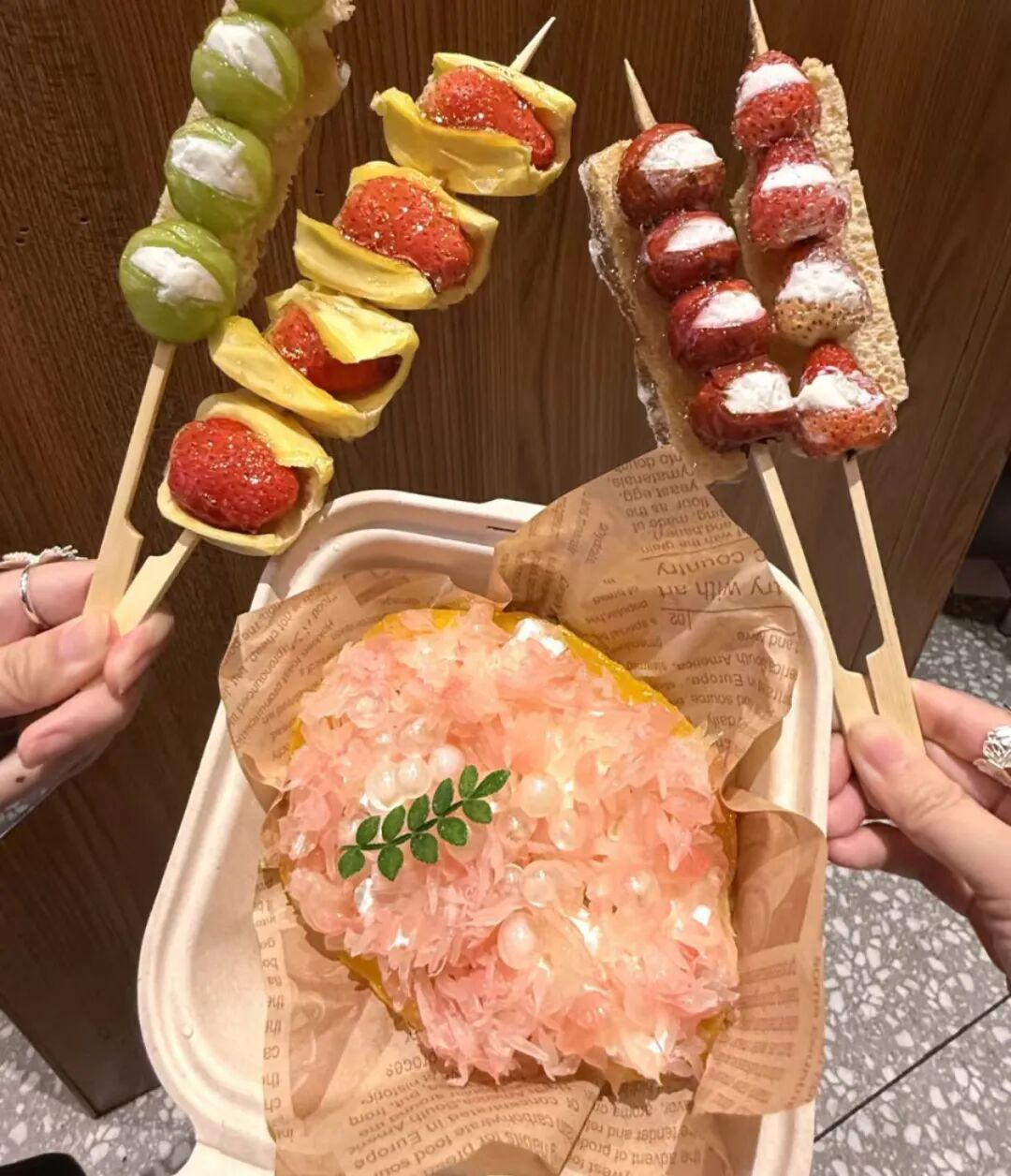 奶皮子糖葫芦吃出“糖化脸”?假的!“抗糖”别走歪路,真该做的是这几样 奶皮子糖葫芦吃出“糖化脸”?假的!“抗糖”别走歪路,真该做的是这几样