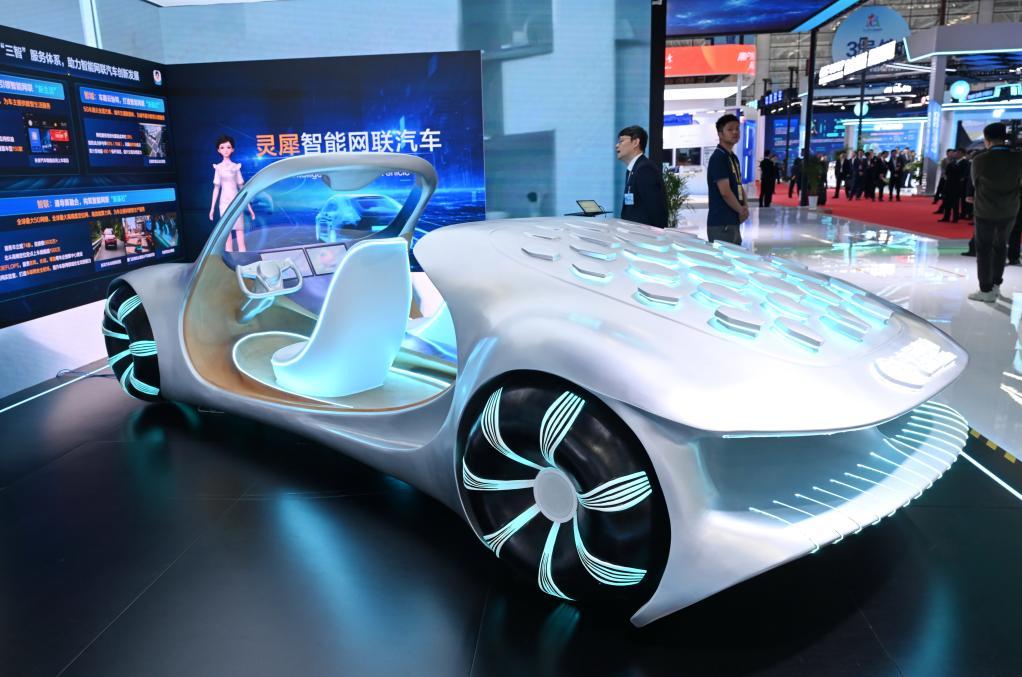 数字中国十载潮涌，神州加“数”奔腾