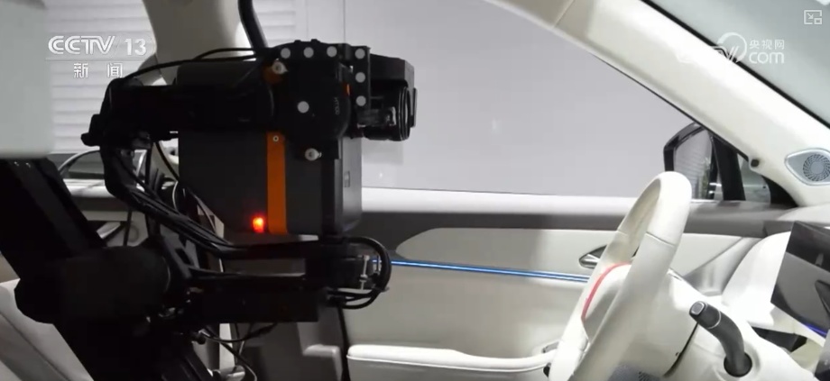 新能源汽车销量持续较快增长 成为推动科技创新融合性载体