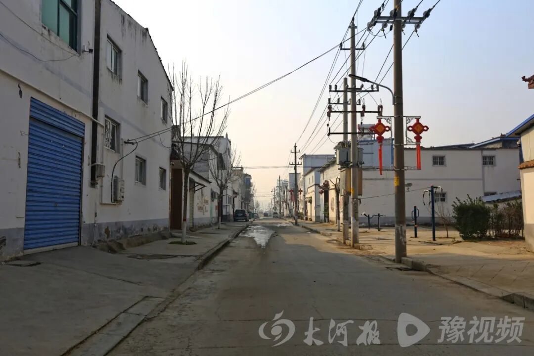 河南籍外卖小哥杭州勇擒嫌犯，老家父母：儿子是健身达人，这事儿干得漂亮！