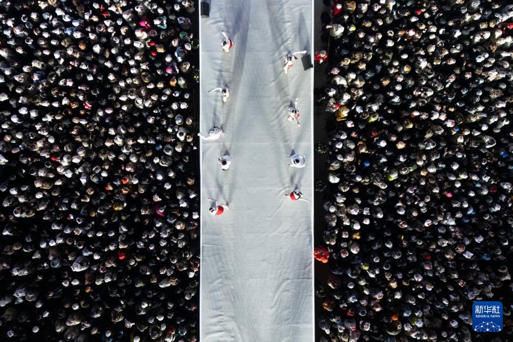 最大规模的哈尔滨冰雪大世界开园 最大规模的哈尔滨冰雪大世界开园