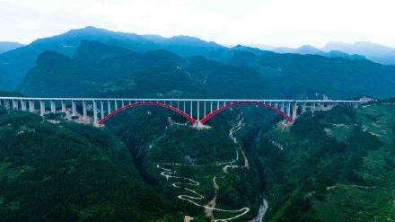 渝湘复线高速明日10时全线贯通 重庆中心城区到酉阳缩时60分钟