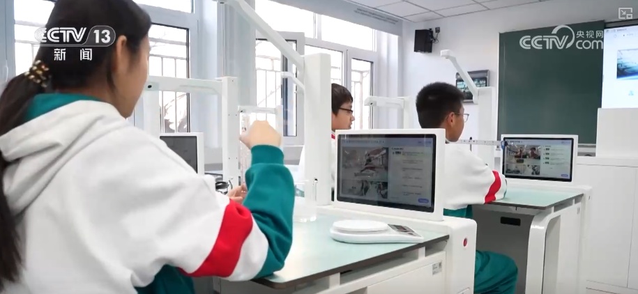 “跨学科主题学习”“项目式学习”增强学生实践能力 中小学生科学素养稳步提升