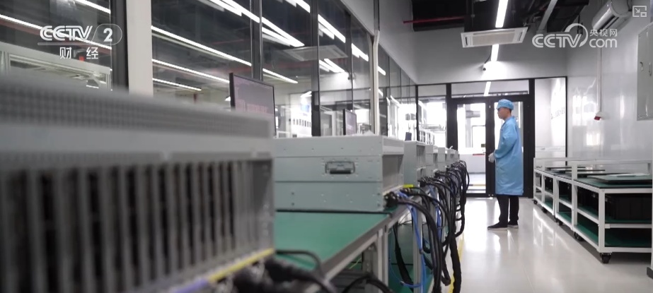 AI应用加速落地赋能千行百业 国产算力技术快速迭代舞台广阔