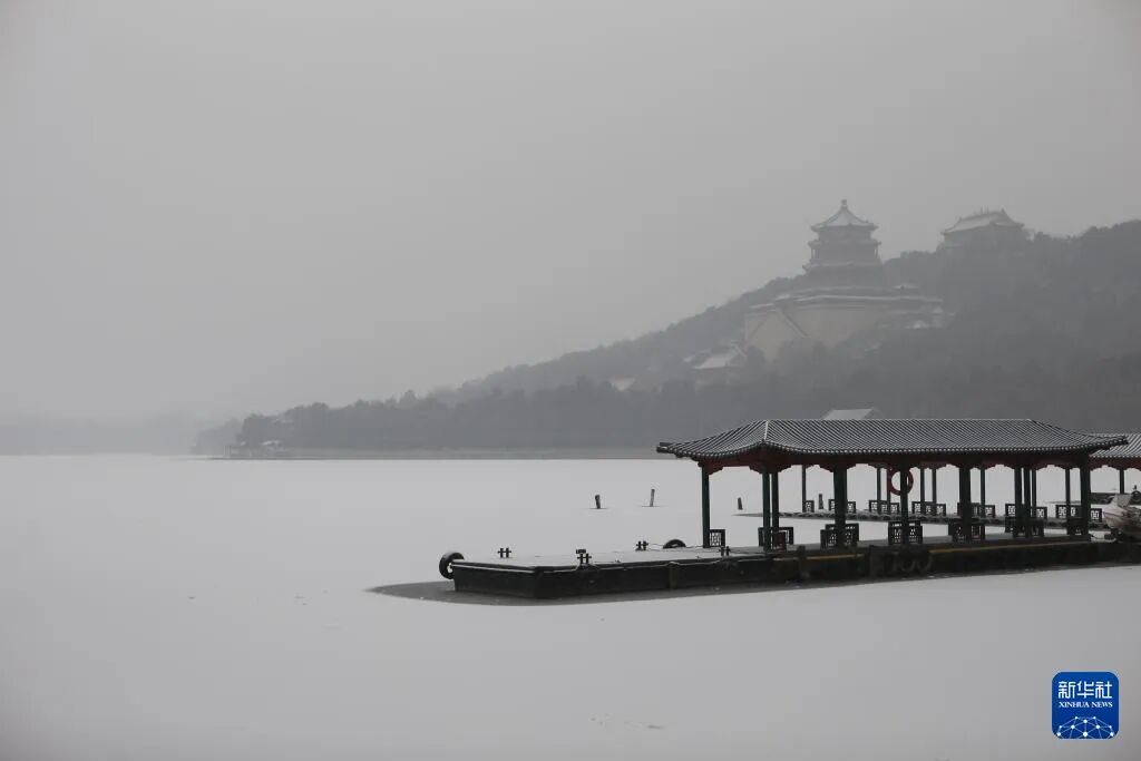 拉尼娜状态持续!今年冬天到底是冷还是暖?专家研判→ 拉尼娜状态持续!今年冬天到底是冷还是暖?专家研判→