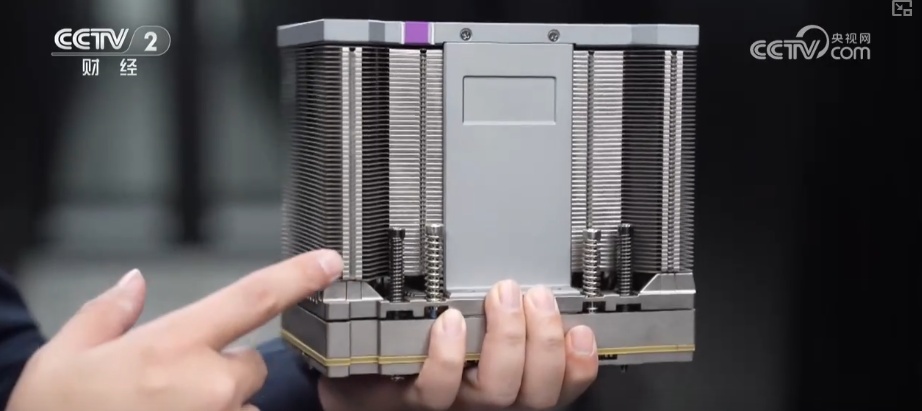 AI应用加速落地赋能千行百业 国产算力技术快速迭代舞台广阔