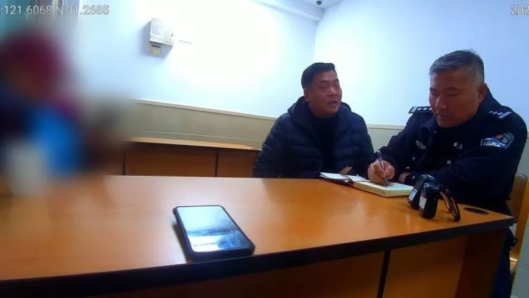 充值50万美金可获90万美金? 民警成功劝阻一起针对老年人大额取现诈骗案 充值50万美金可获90万美金? 民警成功劝阻一起针对老年人大额取现诈骗案