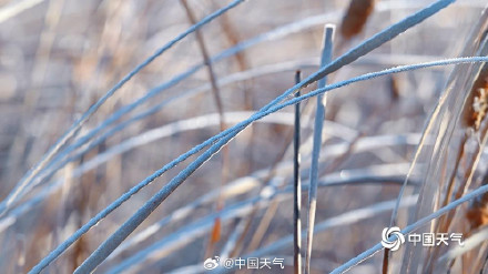 北京圆明园残雪映西山 北京圆明园残雪映西山