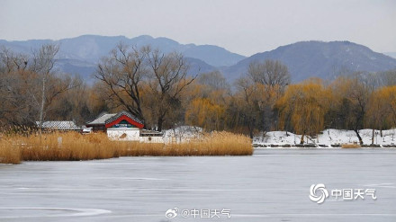 北京圆明园残雪映西山 北京圆明园残雪映西山