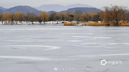 北京圆明园残雪映西山 北京圆明园残雪映西山