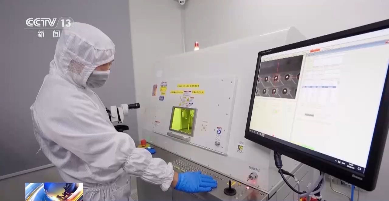 新突破！我国侵入式脑机接口临床试验实现三维物理世界操控与交互