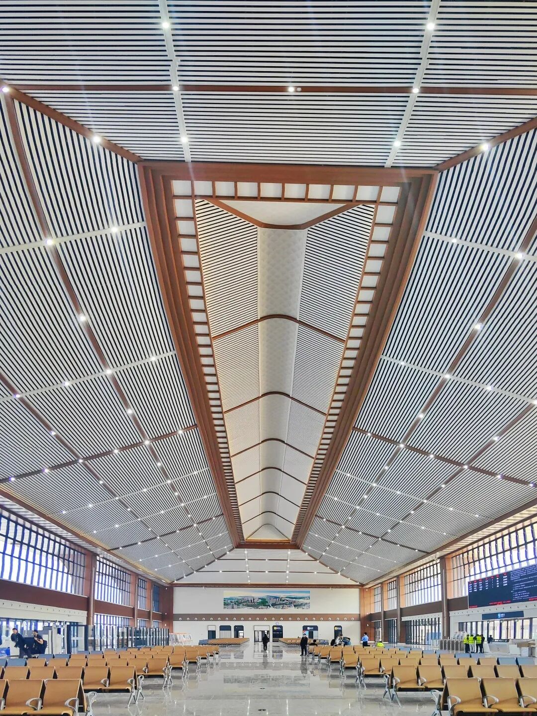 高铁开通倒计时！新车站亮相