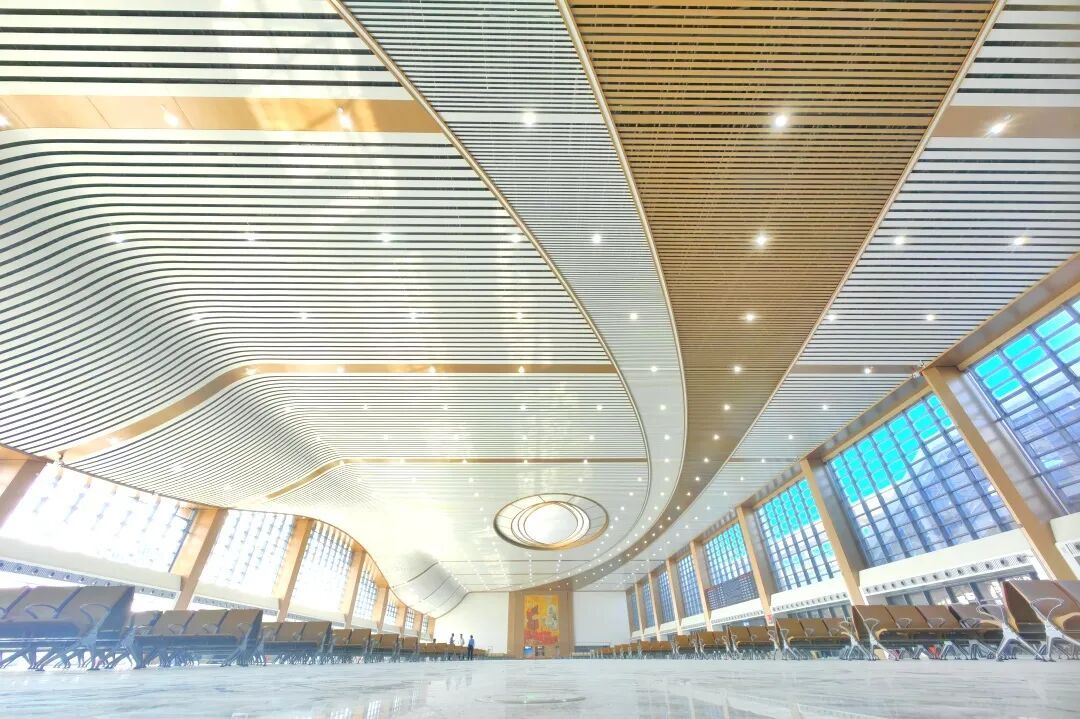 高铁开通倒计时！新车站亮相