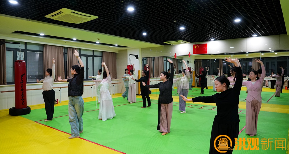 白天上班、晚上学艺,南昌年轻人缘何热衷上夜校? 白天上班、晚上学艺,南昌年轻人缘何热衷上夜校?