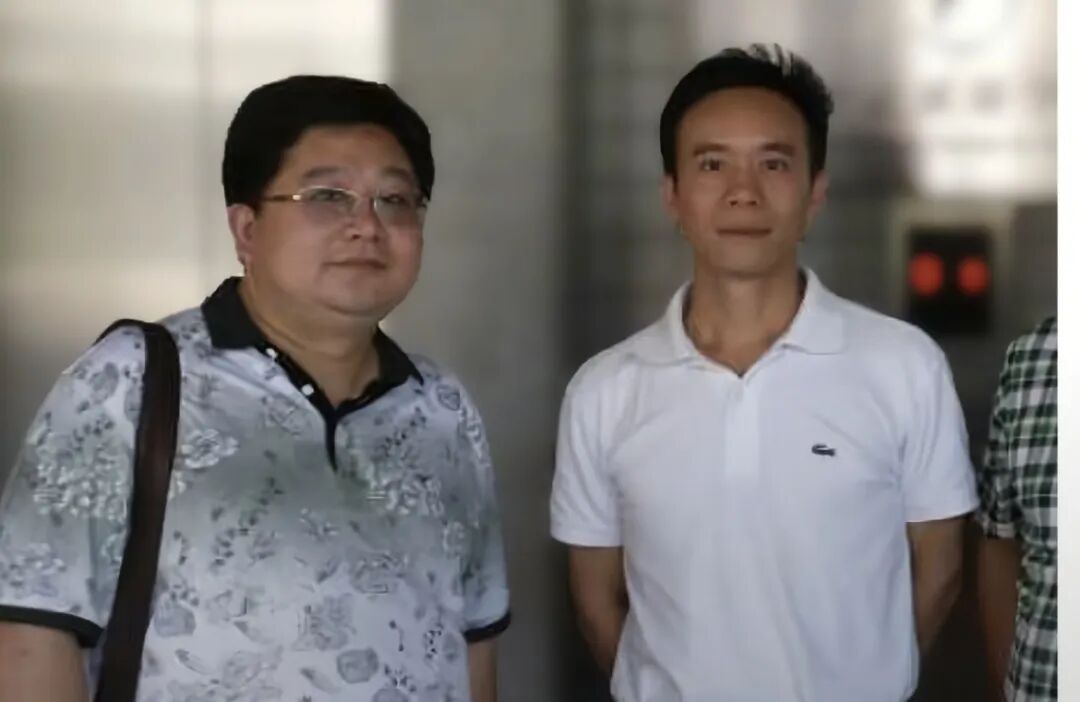 “没有人会对一捧土产生情感,直到自己亲手垒起了一座”,这篇教授悼友文,感动全网→ “没有人会对一捧土产生情感,直到自己亲手垒起了一座”,这篇教授悼友文,感动全网→